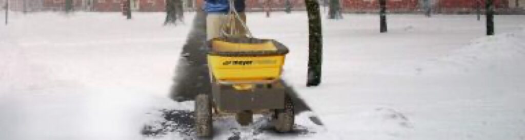 Meyer Hotshot 70RD Broadcast Spreader